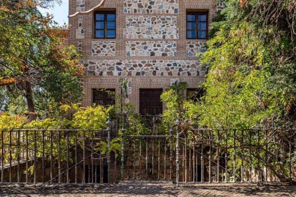 Casa Palacio Toledo Puy Du Fou Экстерьер фото